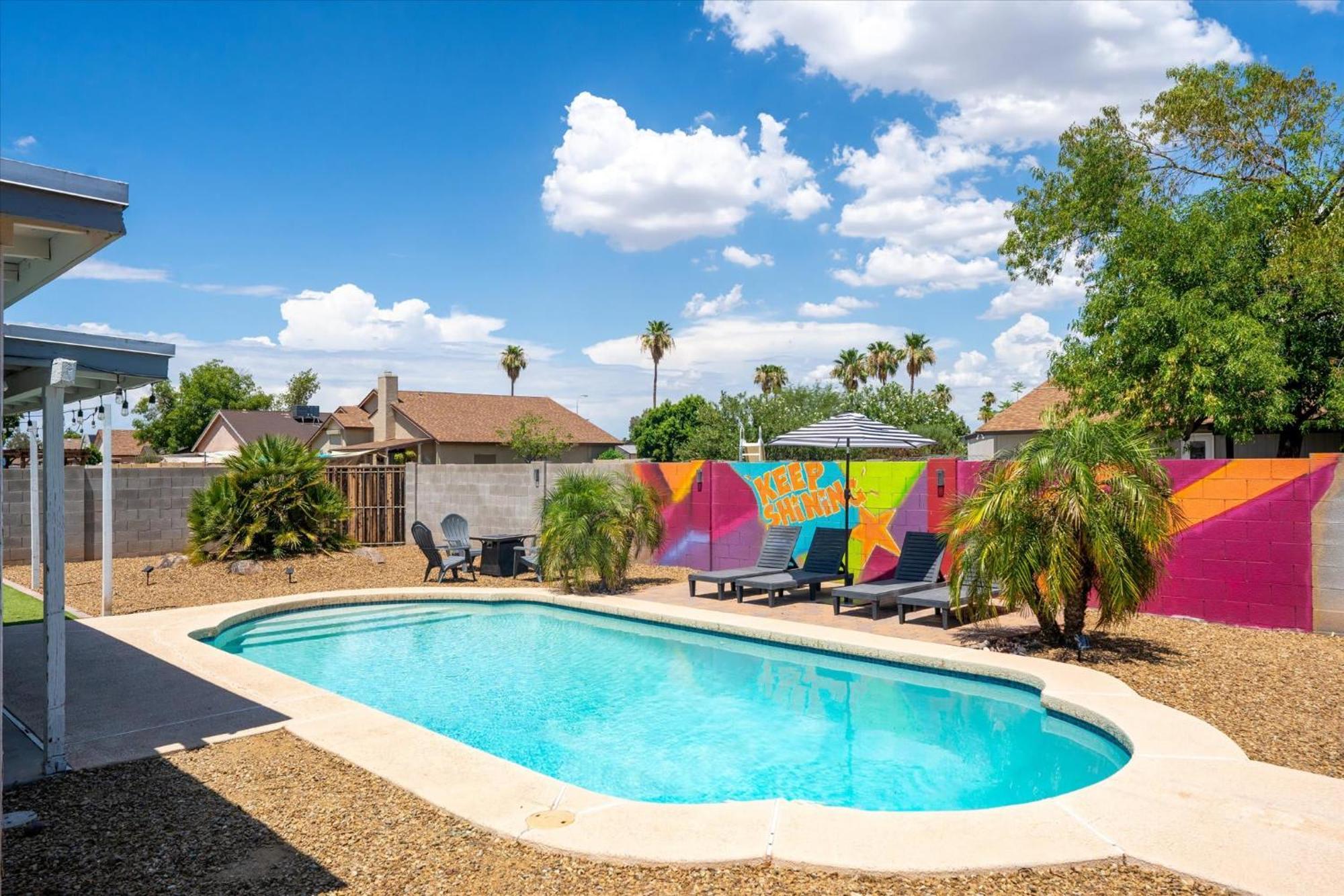 Mini Golf Fire Pit Pool Game Room Chandler Extérieur photo